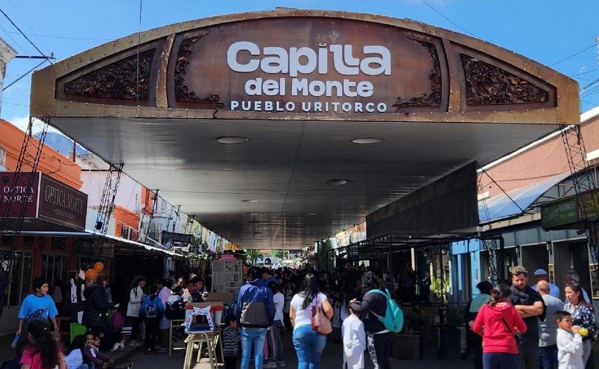 FOTO: Capilla del Monte festeja los 60 años de su calle techada. (Foto: Municipalidad)