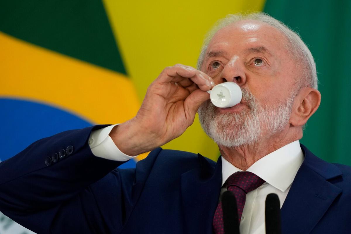 Presidente brasileño Lula veta ley que podría reducir condena de Bolsonaro