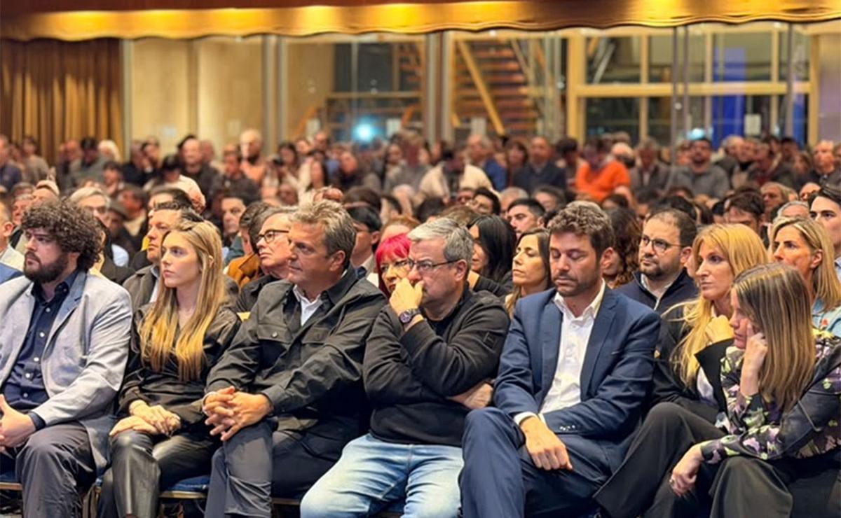 Con Sergio Massa invitado, Diego Giuliano presenta en Rosario 