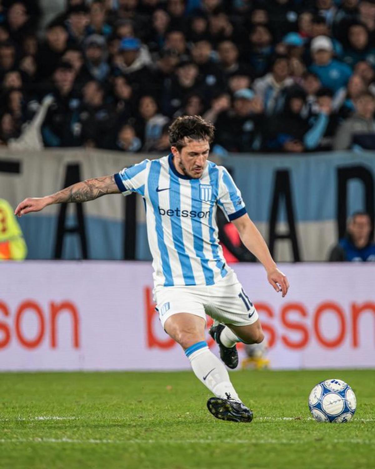 Alfonso Espino tuvo un grave encontronazo con un hincha de Racing.