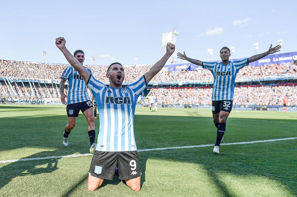 FOTO: Racing vence a Cruzeiro en Paraguay. (Foto:Conmebol)