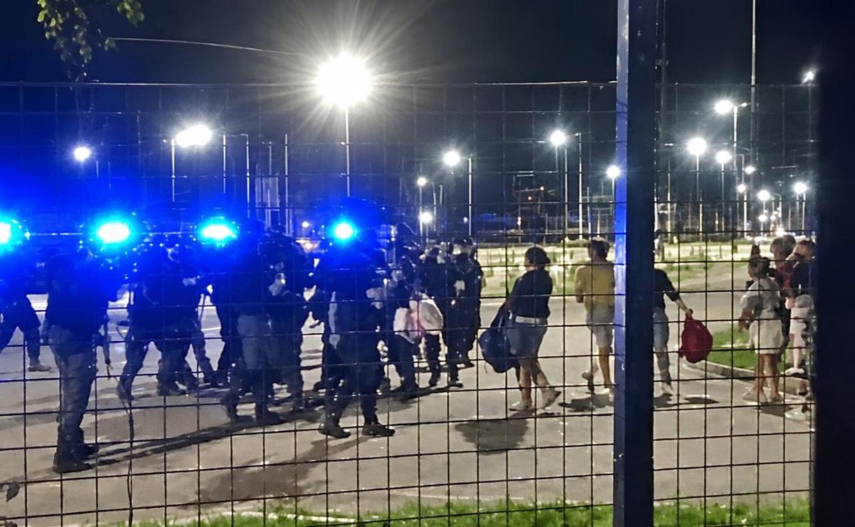 El intento de usurpación terminó con ocho personas demoradas.