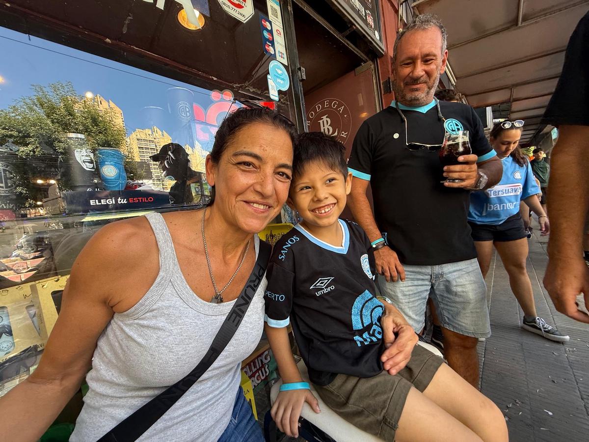 Alberdi se tiñe de celeste en la previa del clásico entre Belgrano y Talleres