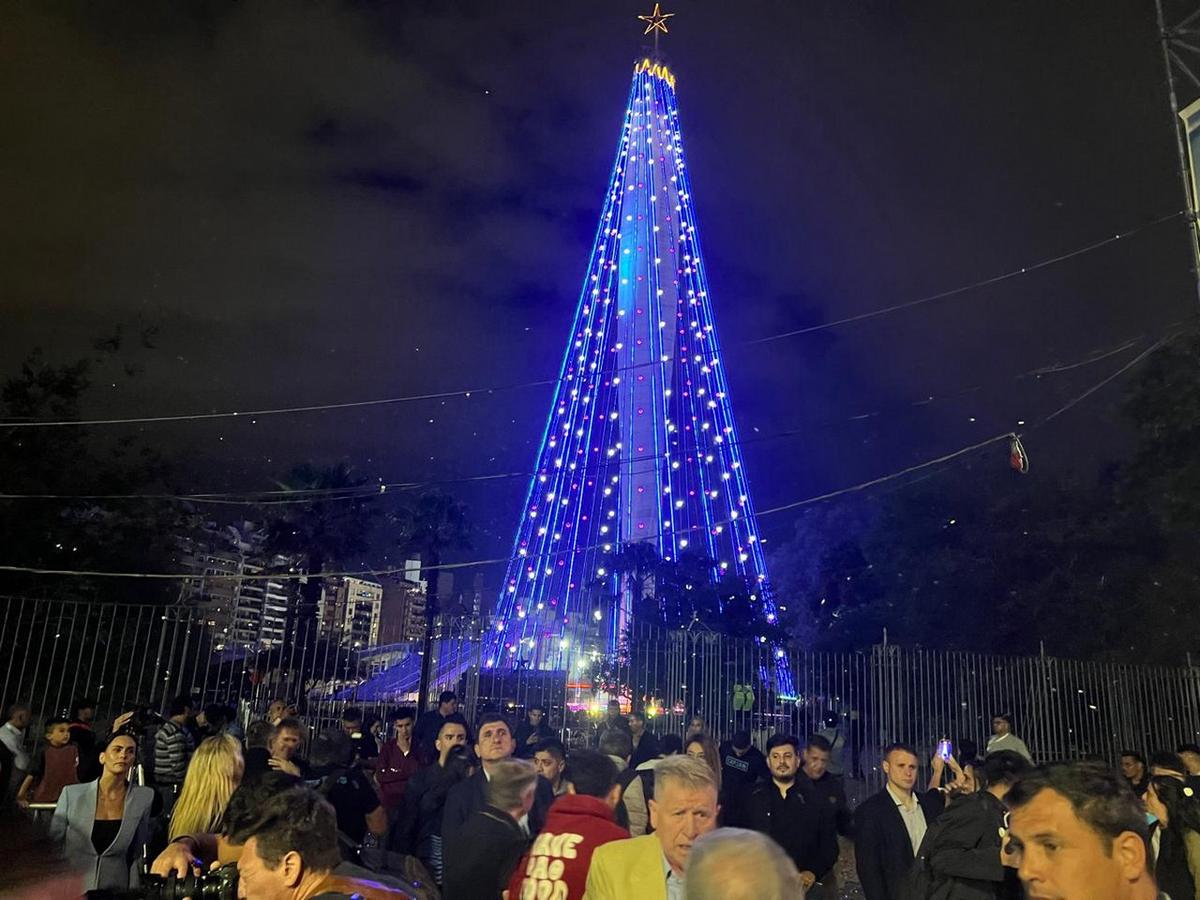 FOTO: Encendido del árbol de Navidad en Córdoba.