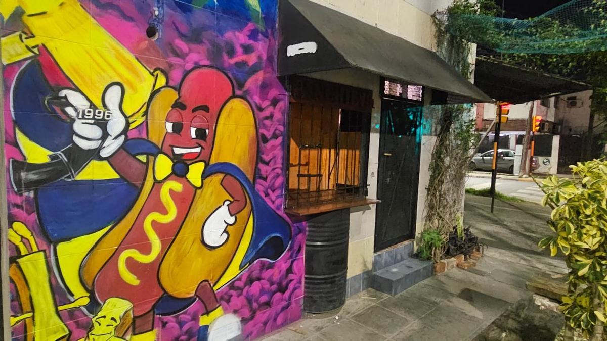 Un local en Dock Sud que hace reír a los chicos a cambio de un pancho