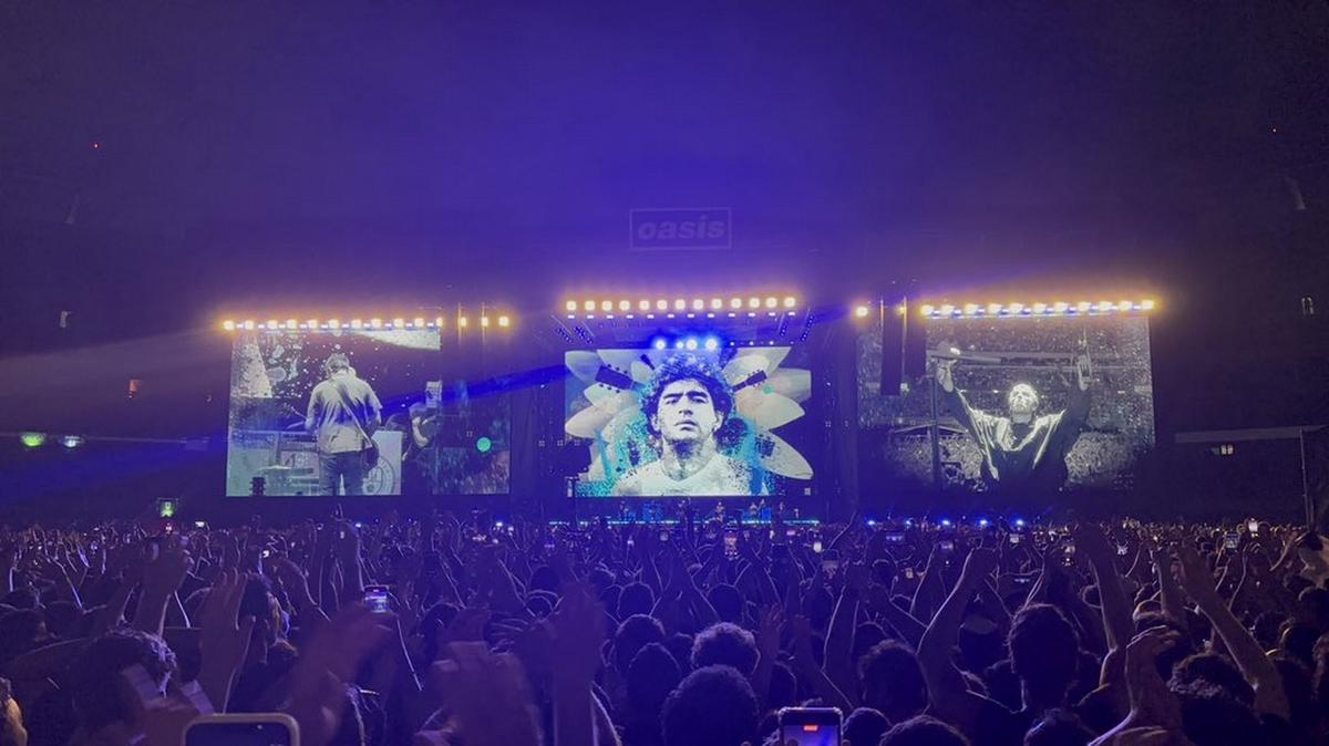 Oasis la rompió en una noche de clásicos (Foto: @rock_pix/X)