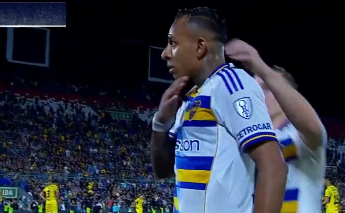 Villa pidió perdón tras anotar para Boca. (Captura)