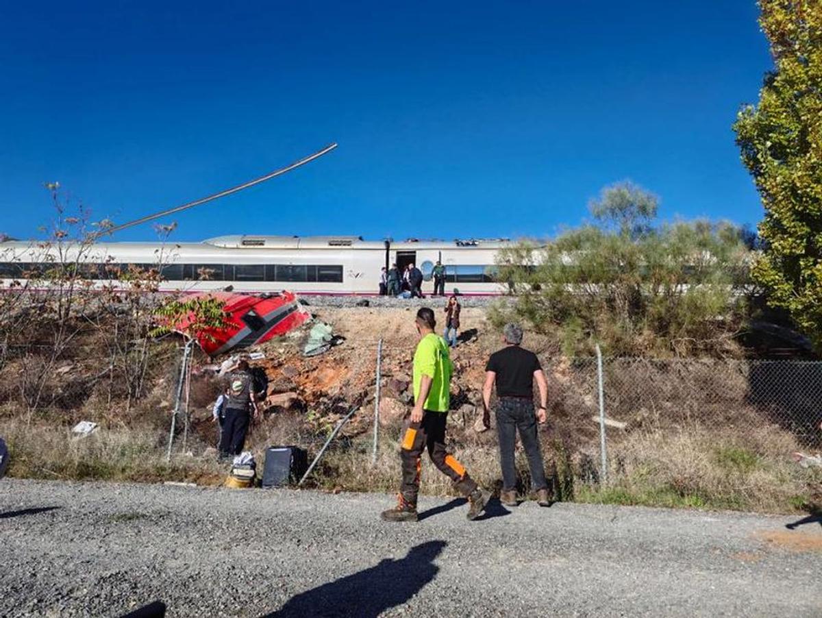 Al menos 68 muertos y 58 heridos en trágico choque de trenes en España