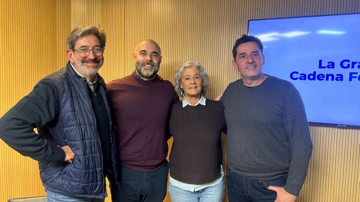 Chema Forte, con los integrantes del Banco de Alimentos de Córdoba.