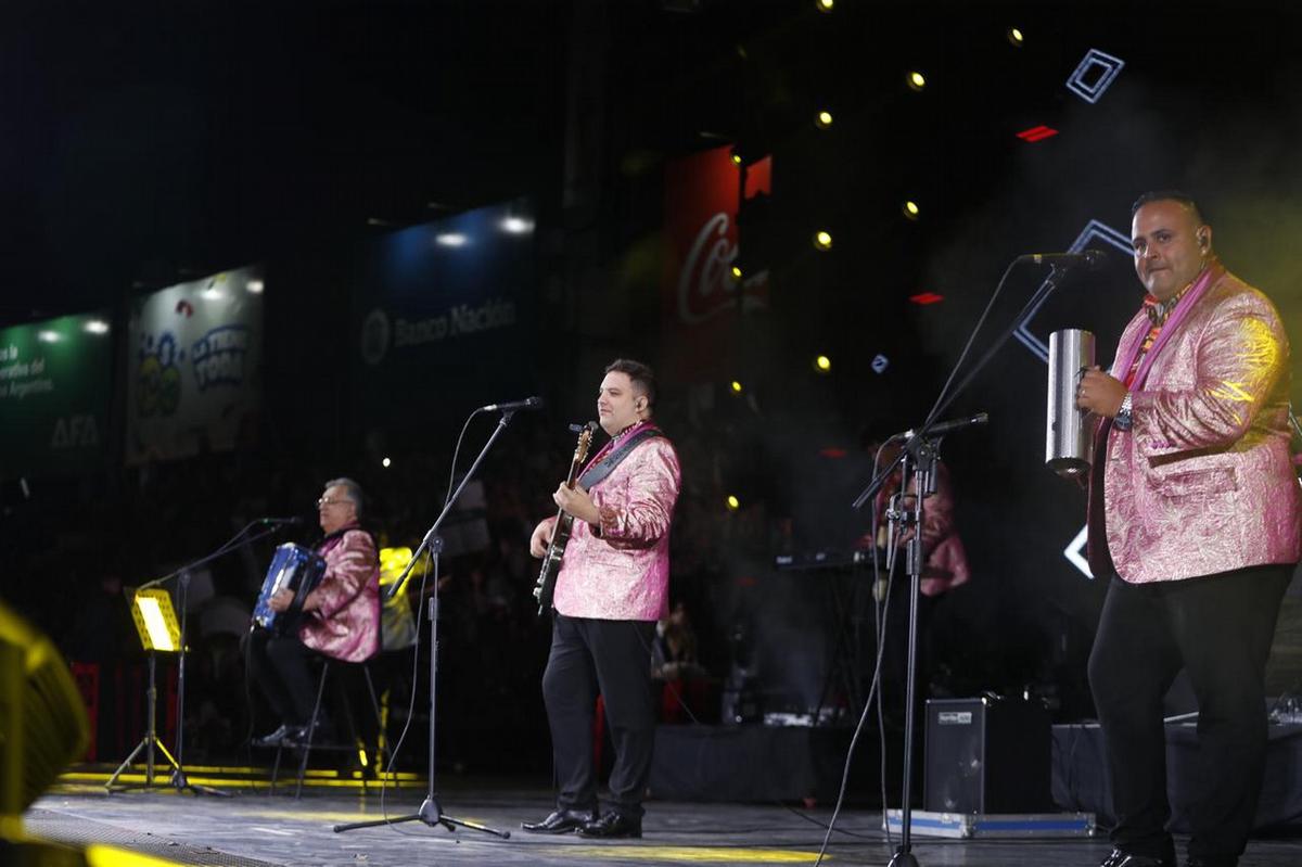 FOTO: Los Palmeras brillaron en el Festival de Jesús María.