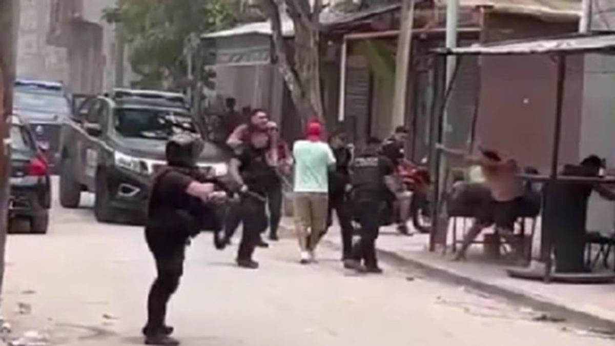 Investigan la muerte de un vecino en Villa Lugano durante un operativo policial