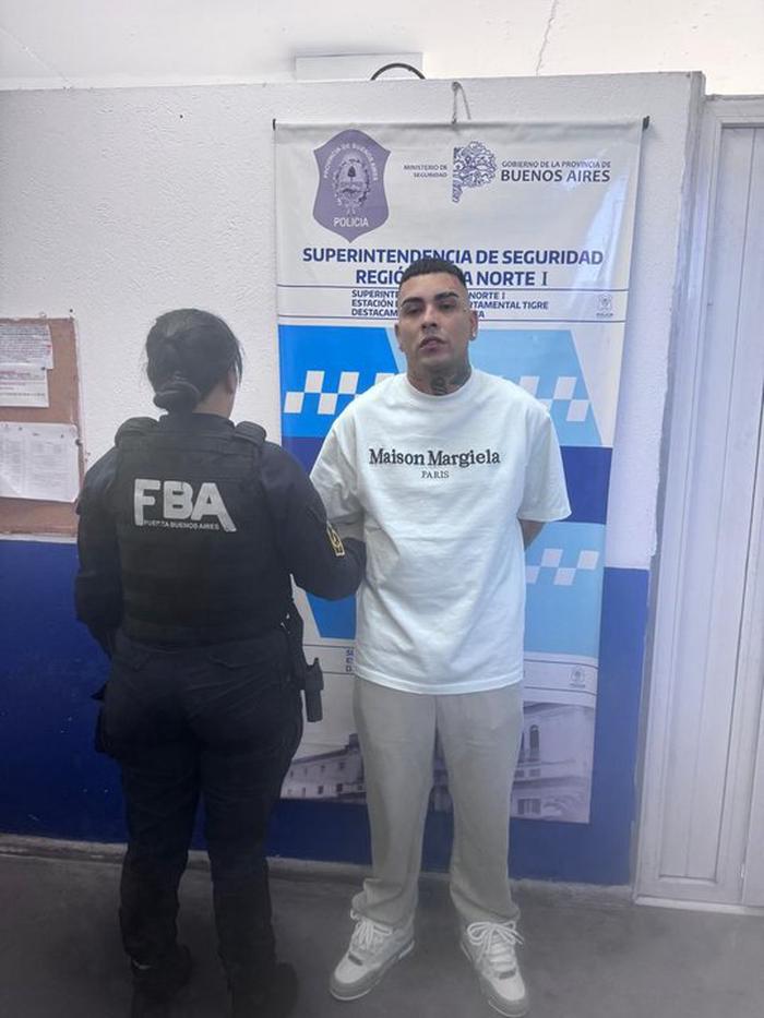 Callejero Fino fue detenido en Tigre: viajaba en una camioneta sin patente y encontraron un arma