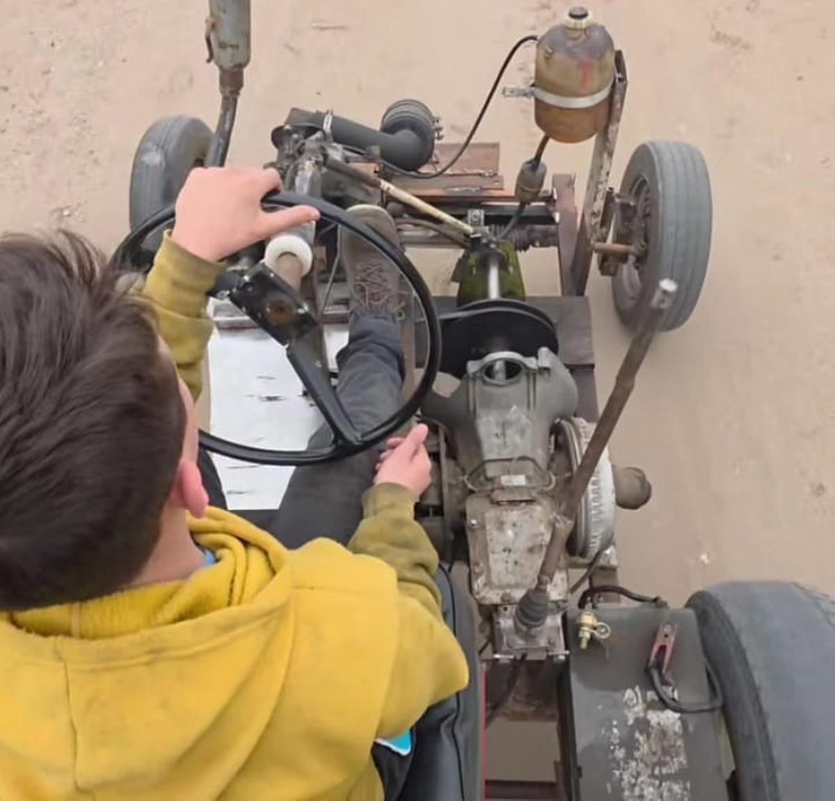 n joven inventor transforma adversidad en oportunidad