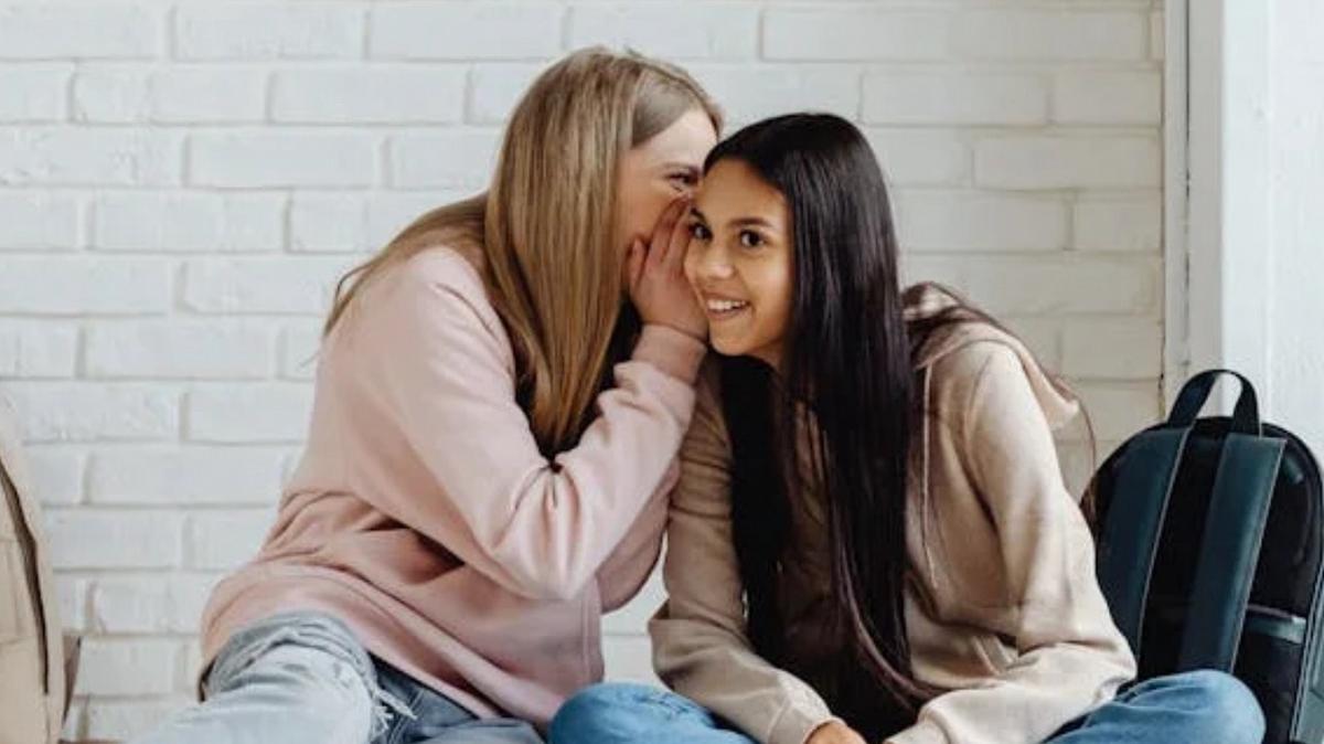 FOTO: El chisme: ¿un aliado para la salud que aumenta la felicidad?