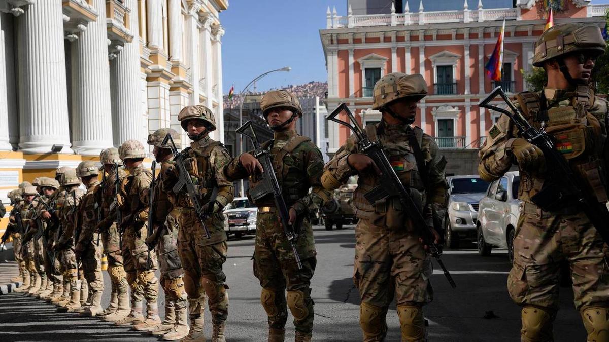 Fuerzas Armadas de Bolivia se declaran listas contra bloqueos.