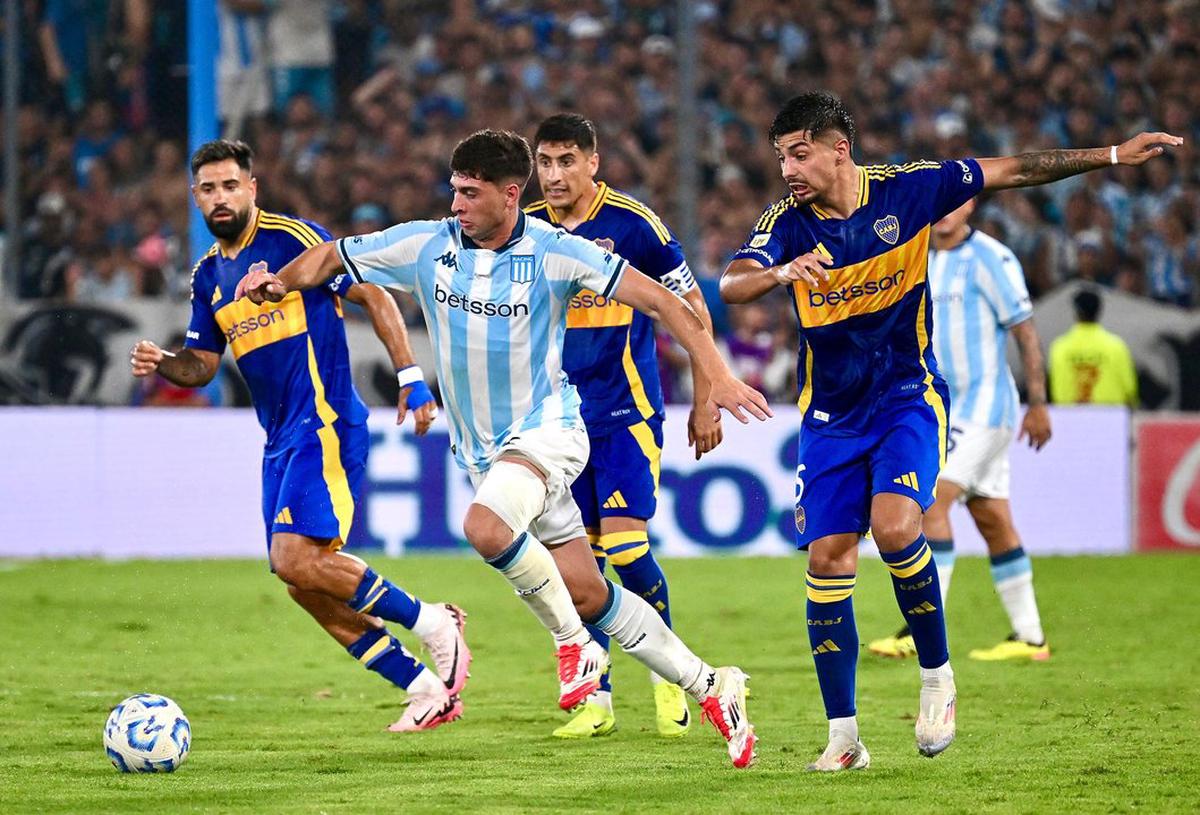 Racing y Boca juegan este domingo en el Cilindro. FOTO: JUAN FOGLIA/NA