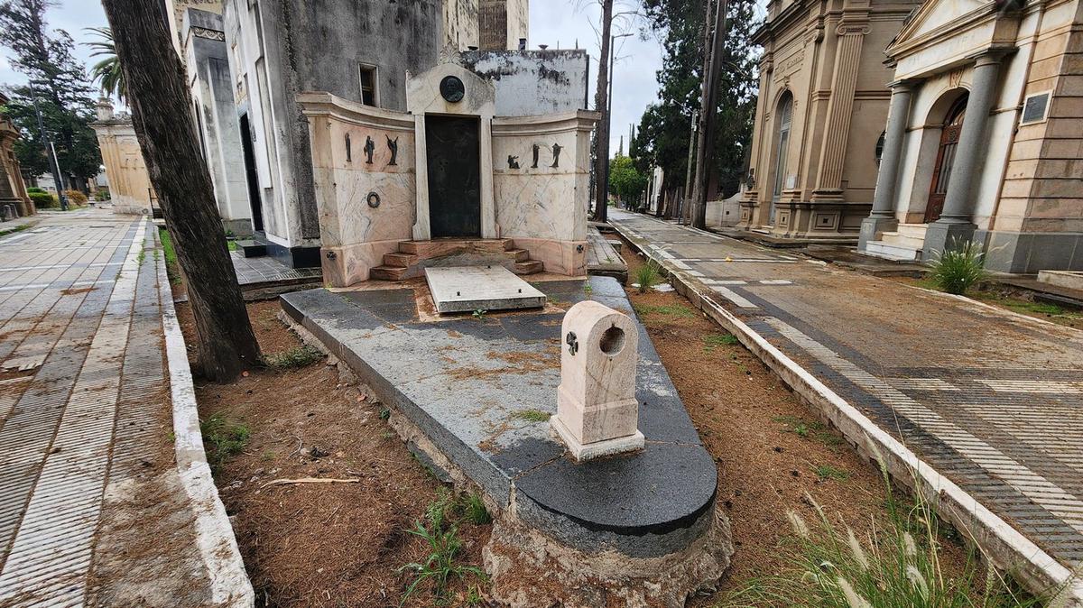 FOTO: Cementerio San Jerónimo: una historia de amor y desamor en el Día de Muertos 