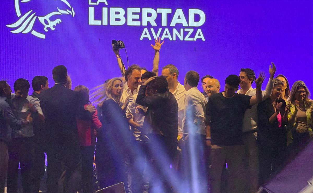 Milei cerró campaña en Rosario.