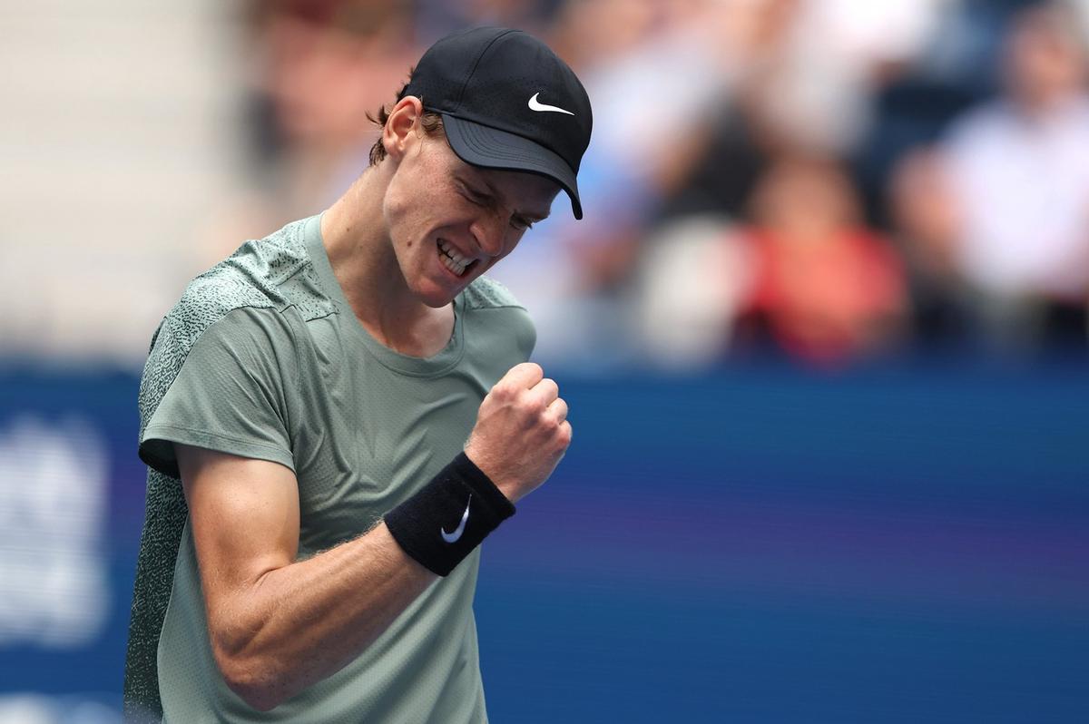 FOTO: Jannik Sinner conquistó su primer Us Open. Foto: @VarskySports