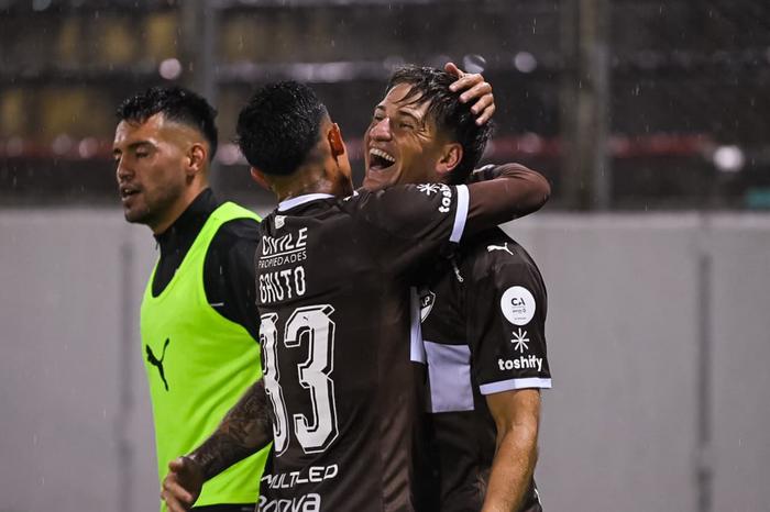 Platense eliminó por penales a Atlético Tucumán y es el primer finalista de la Copa Argentina