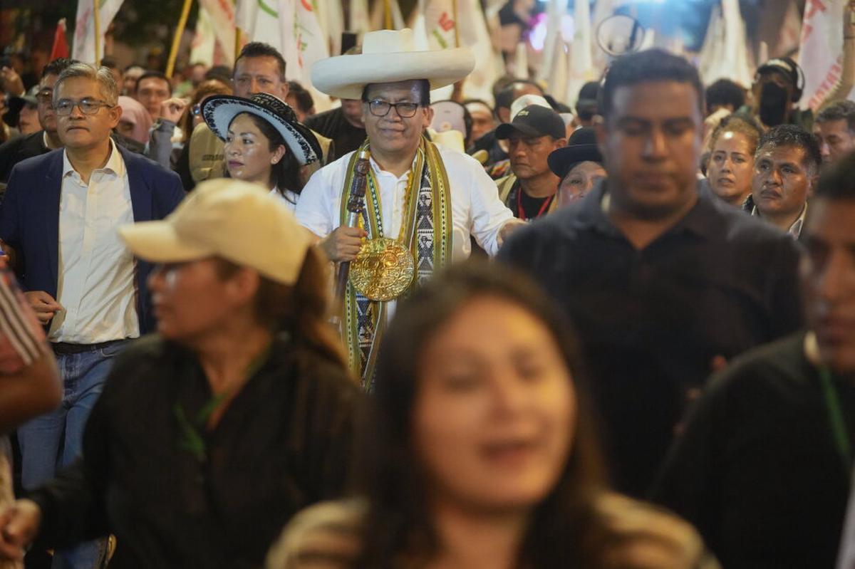 Perú: Sánchez dice que no reconocerá triunfo de Fujimori si no se anulan votos del exterior