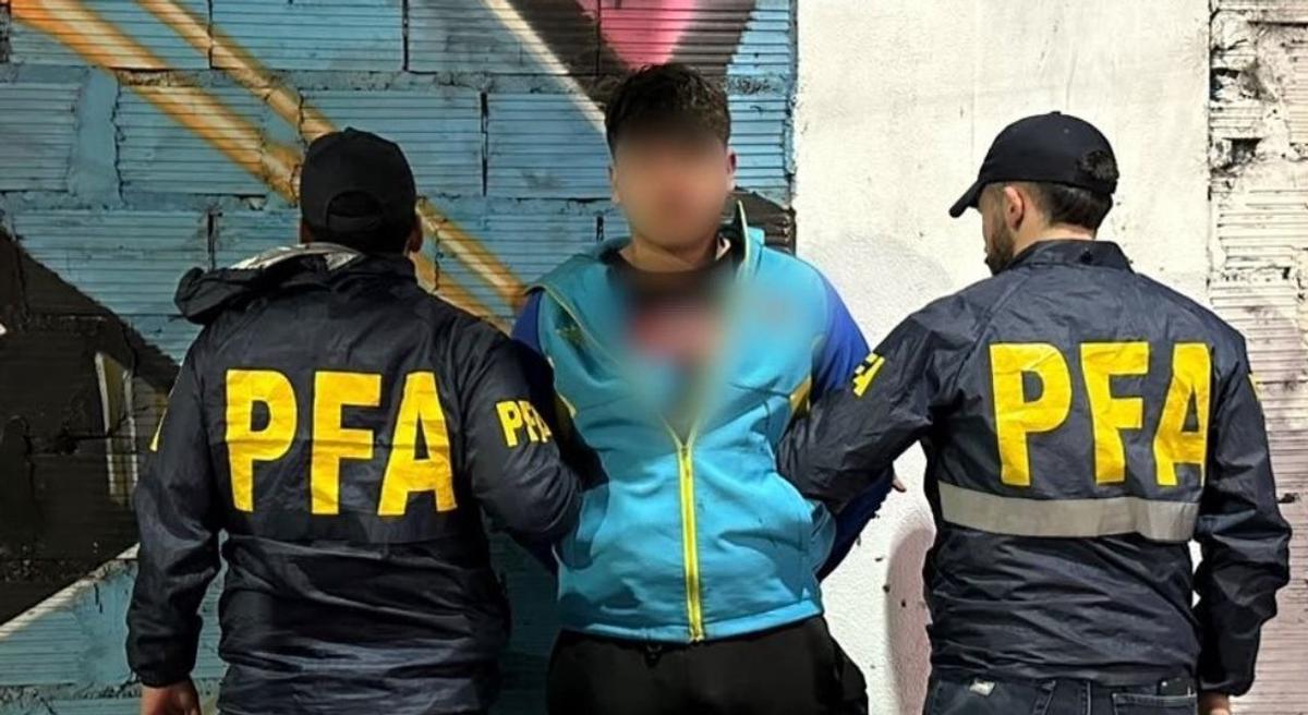 Detienen a joven por intento de homicidio tras asalto en Palermo
