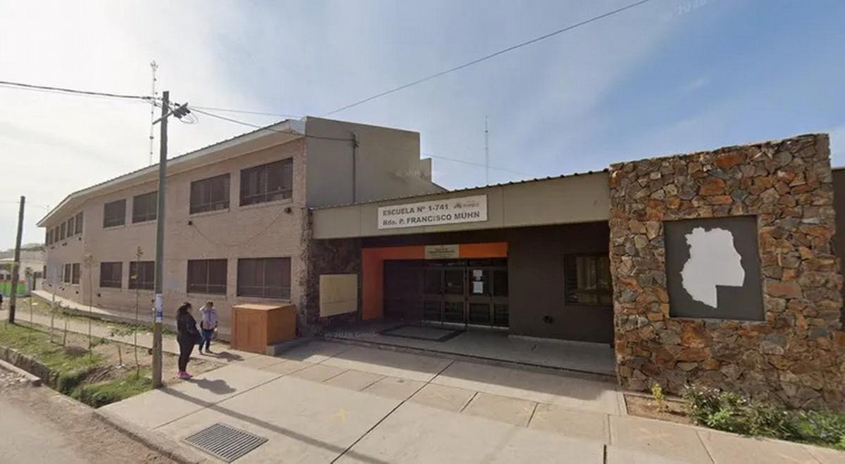 Un menor de 12 años lleva marihuana a la escuela