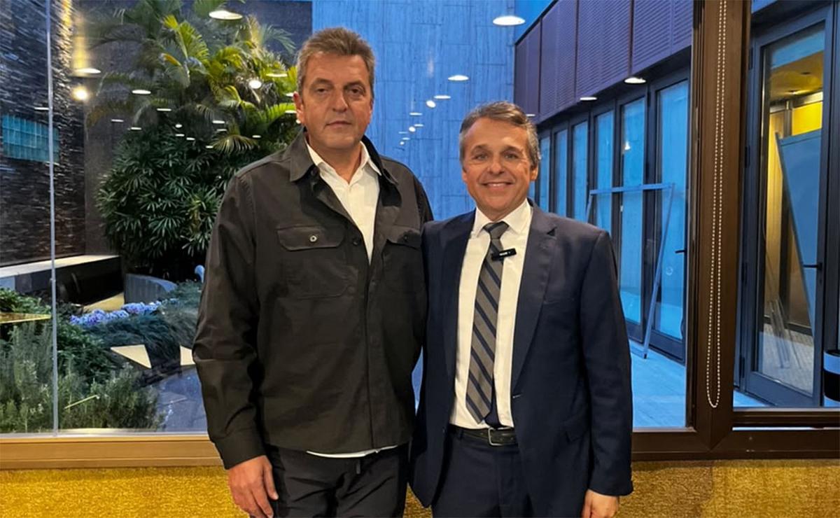 Sergio Massa respaldó a Diego Giuliano en Rosario.