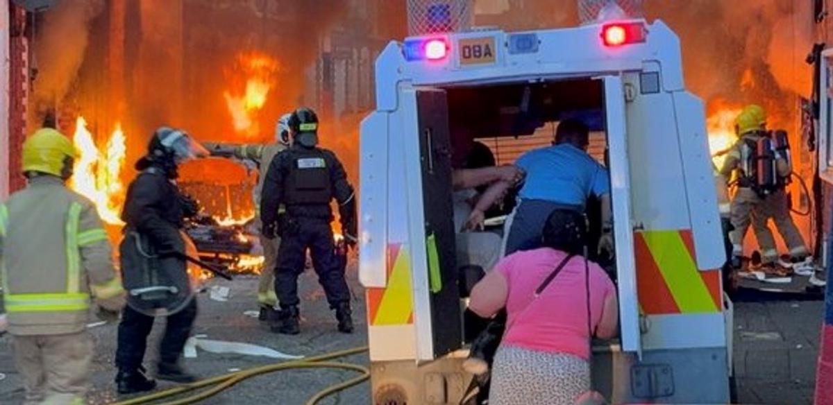 Se desató el caos por ataque de un inmigrante.