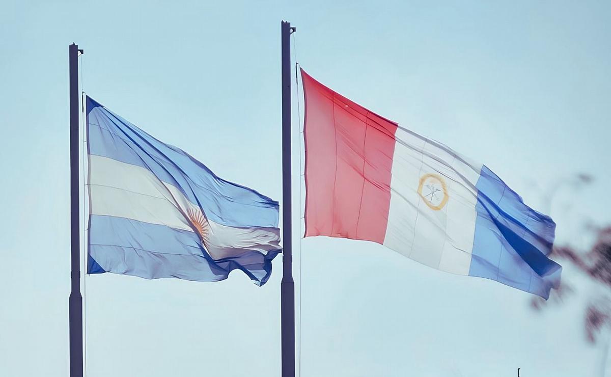 La bandera de Santa Fe fue creada durante el gobierno del brigadier Estanislao López.