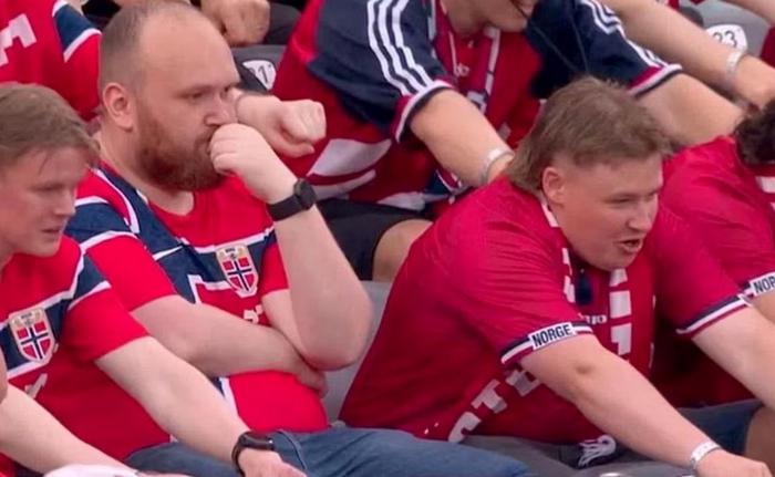 Un noruego se negó a hacer el "remo vikingo" y explicó el insólito motivo