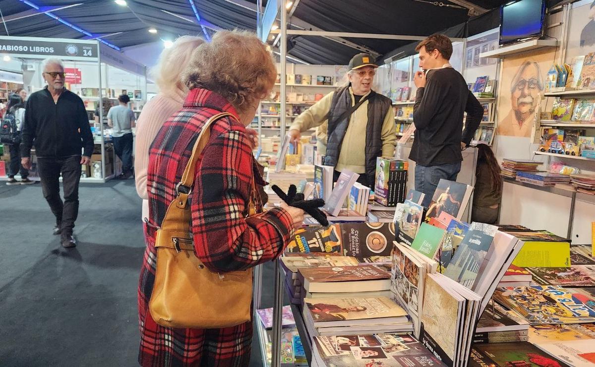 FOTO: Feria del Libro Rosario 2024. Día 1. 