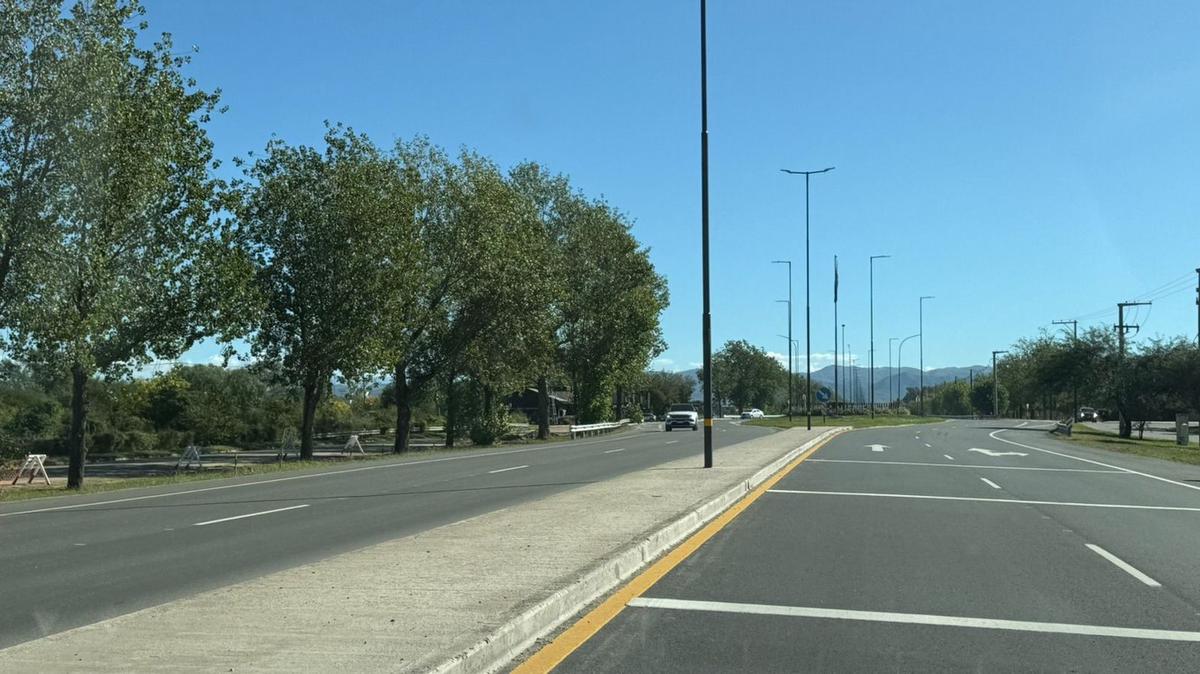 Transformación en la avenida Padre Luchesse