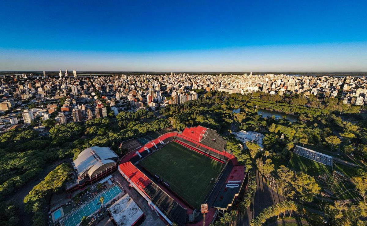 Circuito Messi: un viaje al mundo del astro del fútbol en su barrio de Rosario.