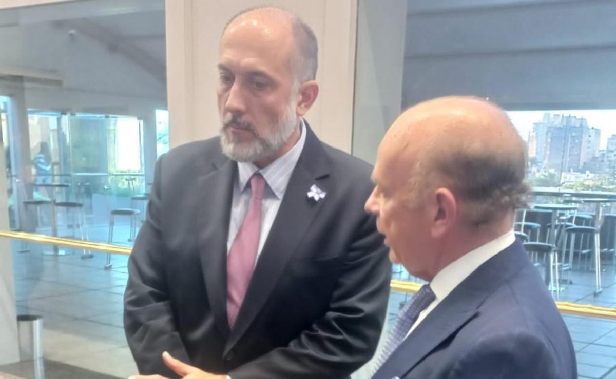 Debate entre el ministro Acosta y el tributarista Litvin.