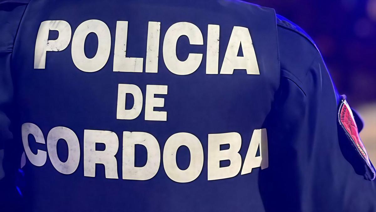 Córdoba: una menor se tiró de un auto en movimiento durante una pelea con su novio