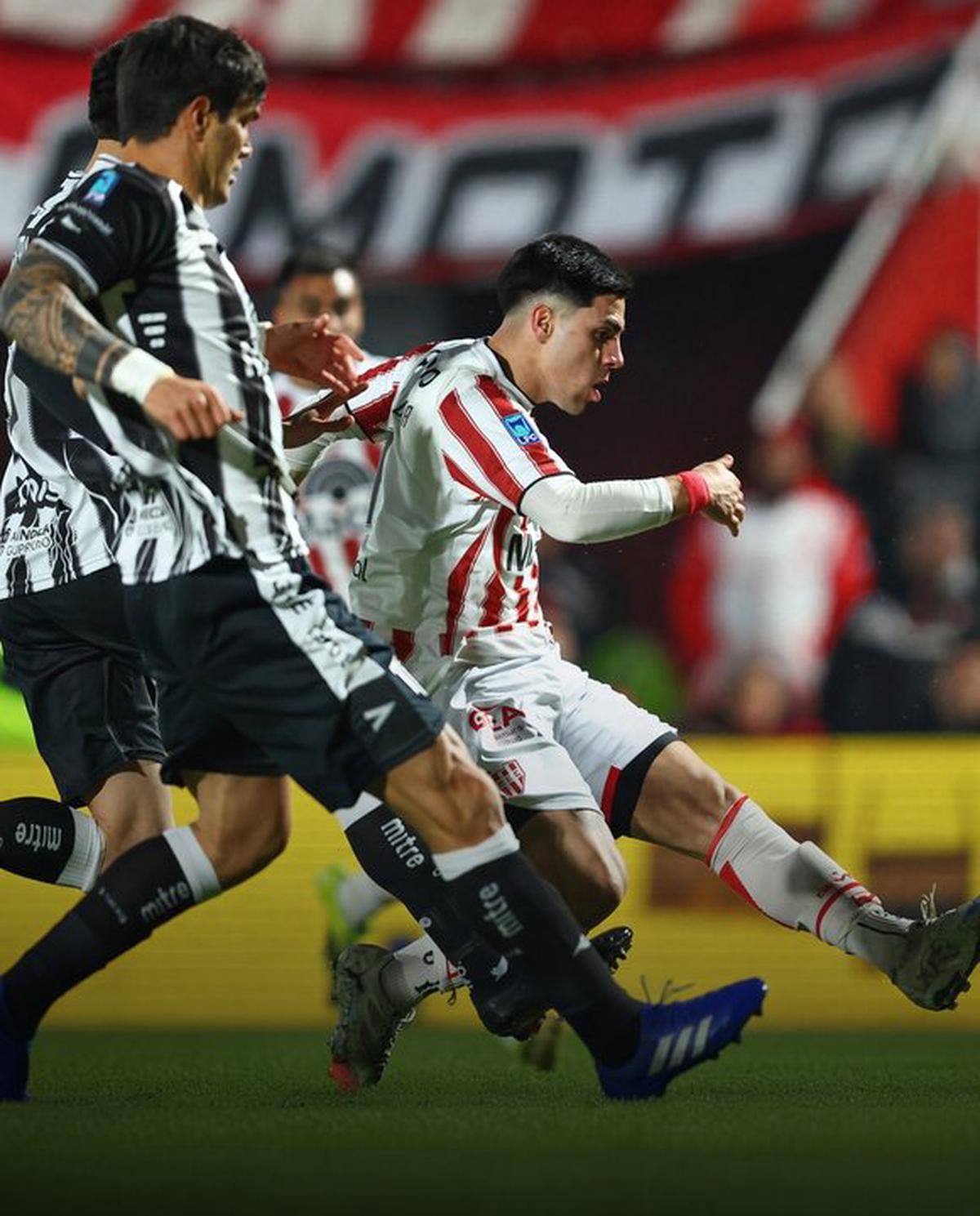 Instituto derrotó con lo justo a Gimnasia de Mendoza por la cuarta fecha del Torneo Clausura.