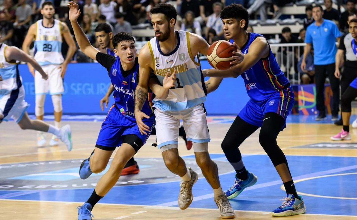 FOTO: Juan Fernández fue el goleador de Argentina, con 20 puntos (Foto: @cabboficial).