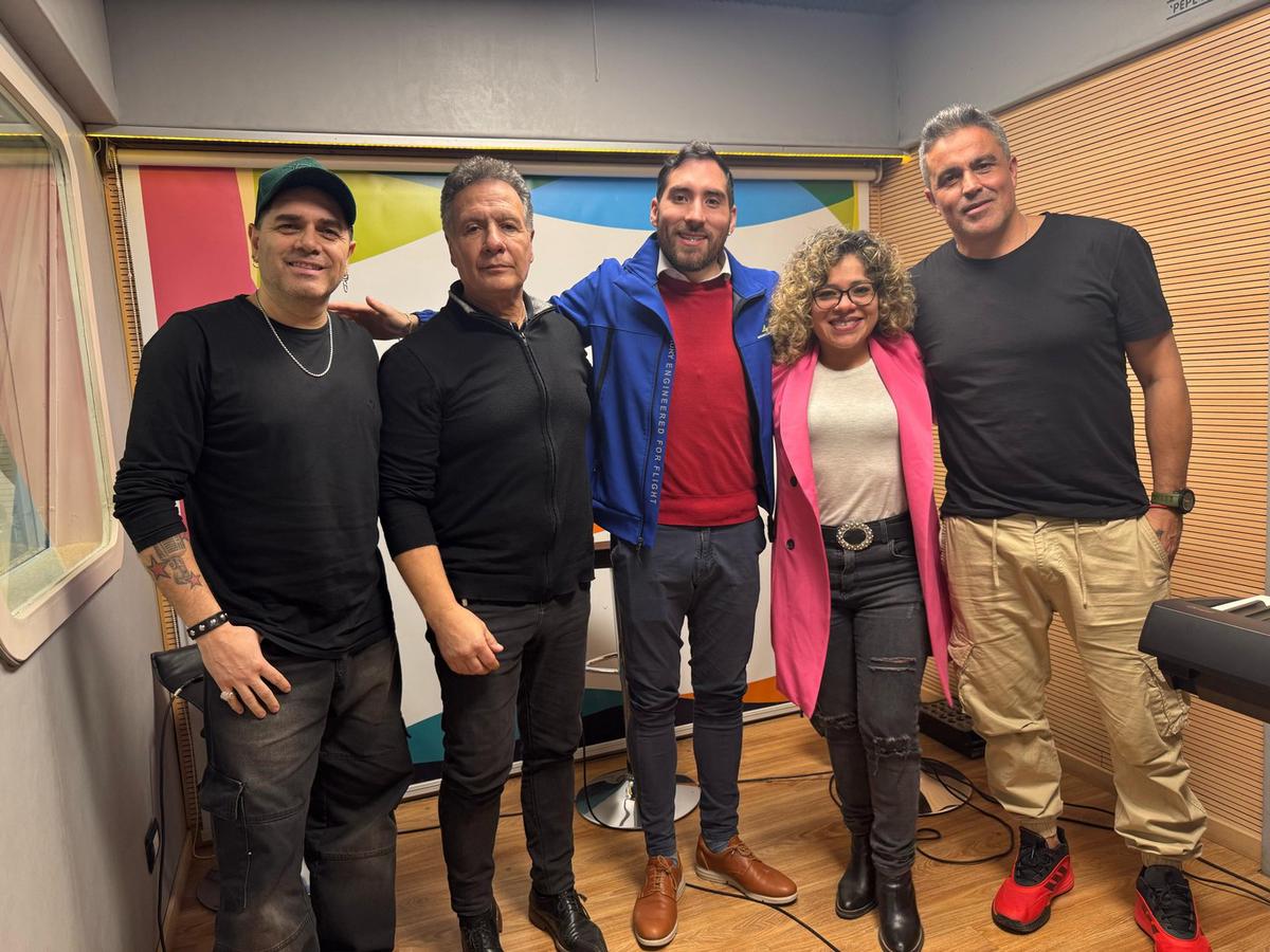 FOTO: Fernando Bladys, Dani Guardia y Germaín la rompieron en un acústico de La Popu