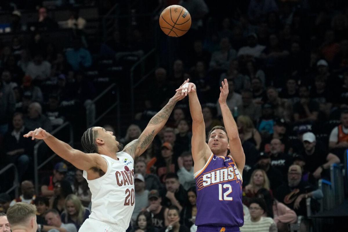 Suns consiguen triunfos en noches consecutivas al vencer 126-113 a los Cavs
