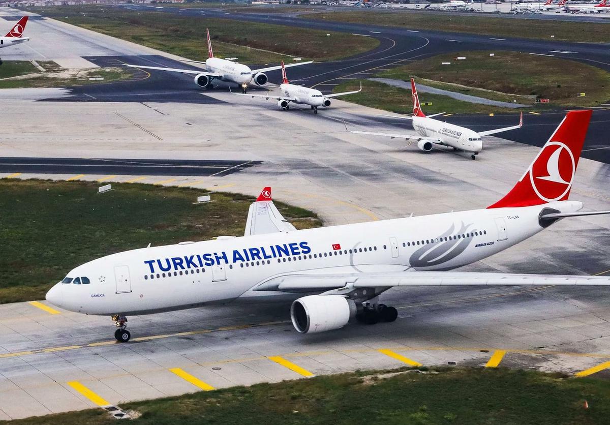 FOTO: Un piloto de avión de Turkish Airlines falleció en pleno vuelo