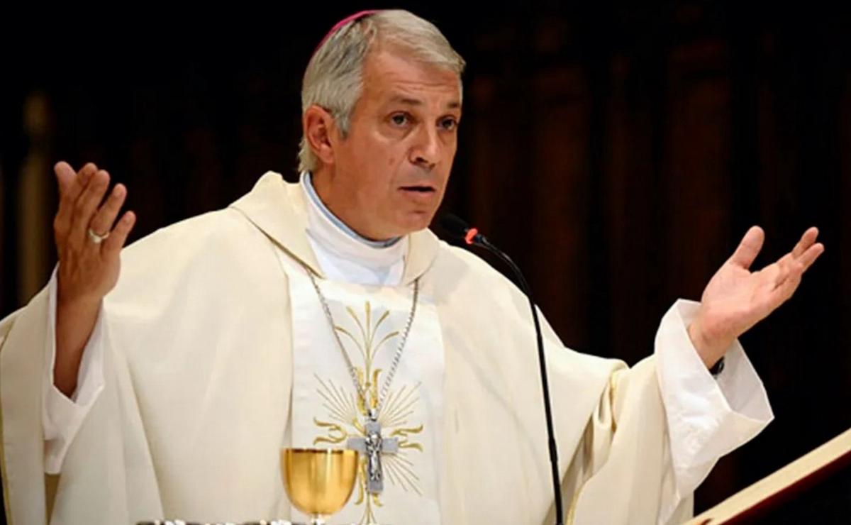 Obispo Eduardo García.