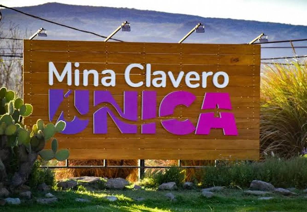 Mina Clavero: un espectáculo para la temporada