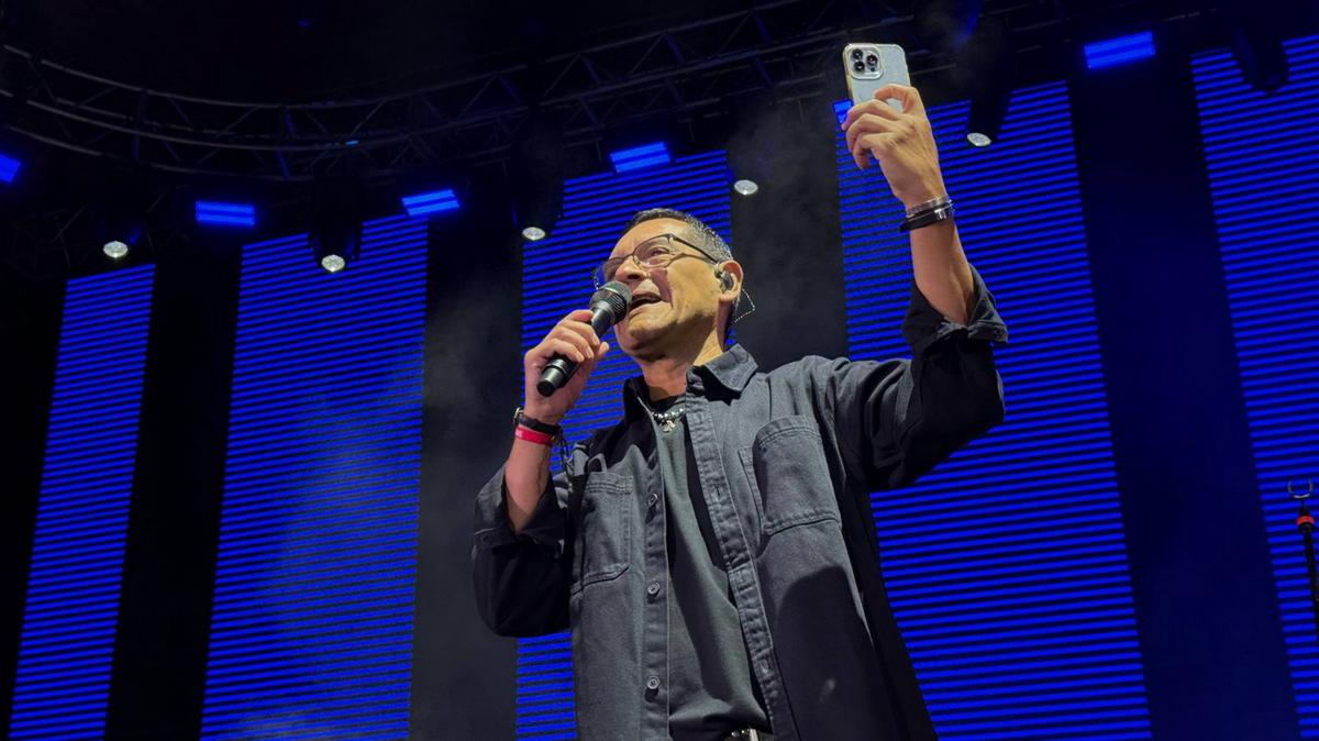 Los Nocheros y Abel Pintos compartieron escenario. (Fotos: Martín Yori/Cadena 3)