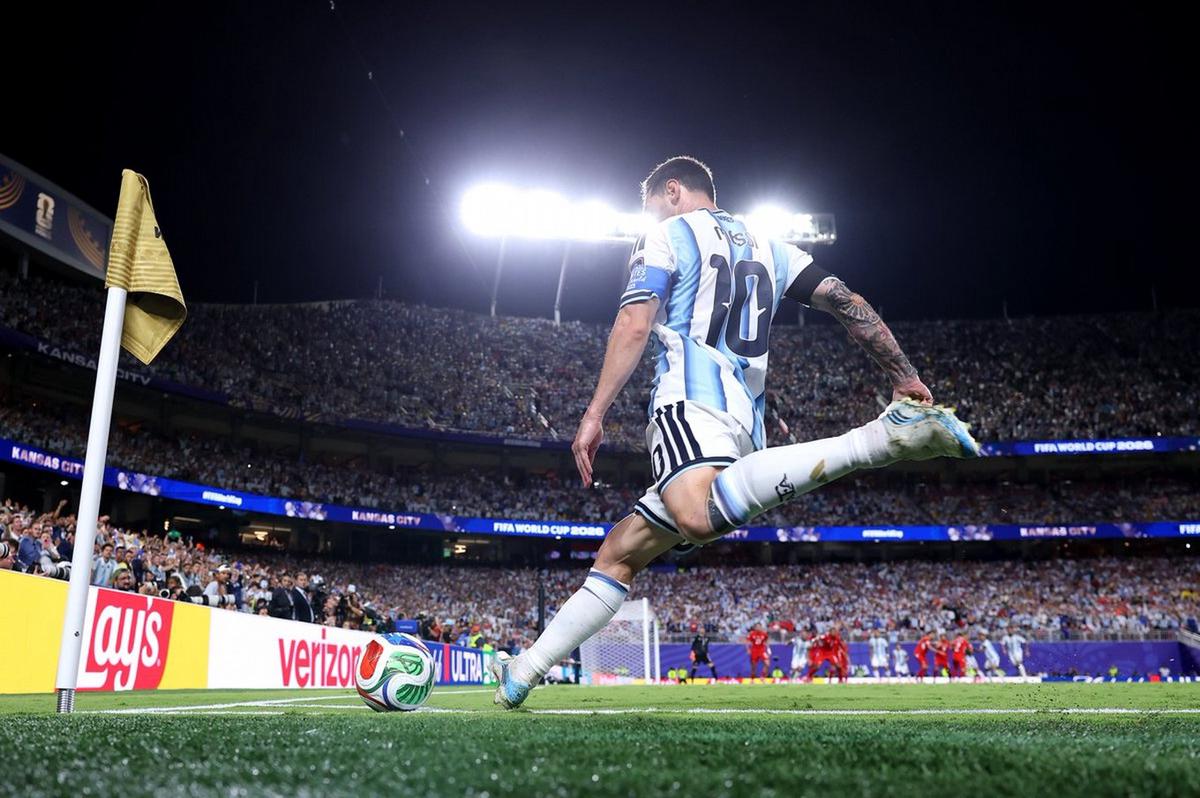 Messi asistió a Mac Allister en el primer gol (Foto: @Argentina)