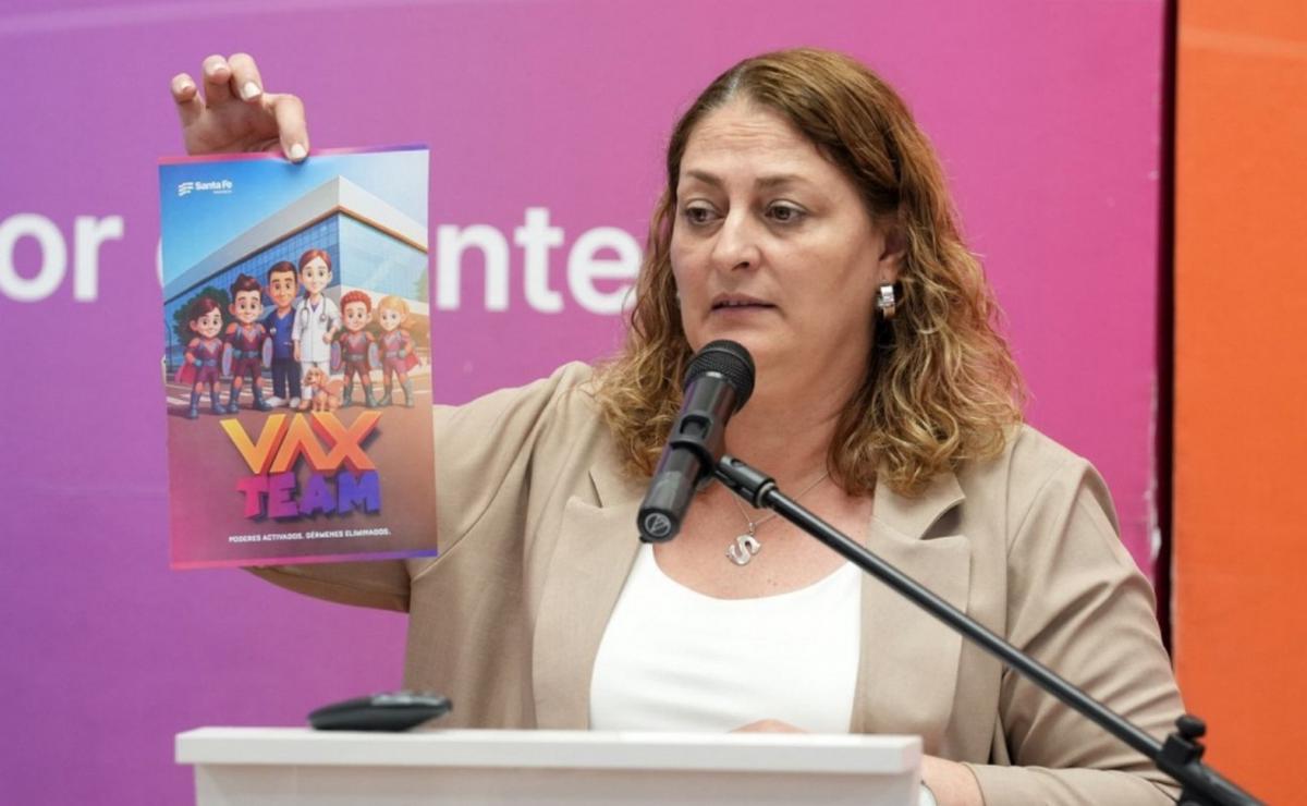 Santa Fe lanza álbum de figuritas para incentivar la vacunación en niños