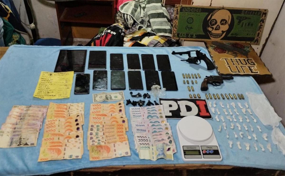 Ocho detenidos y secuestro de drogas tras allanamientos en barrio La Cariñosa.