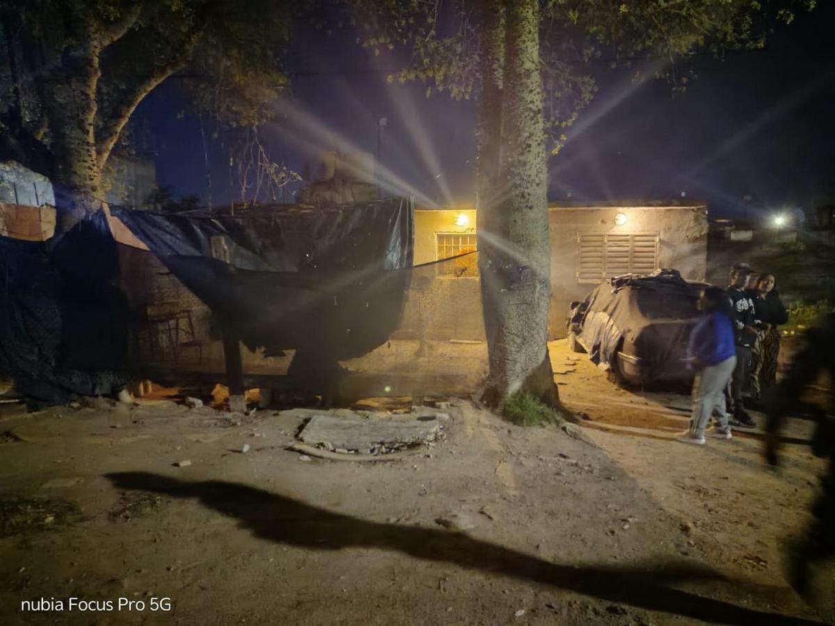 La casa baleada en barrio Yapeyú.
