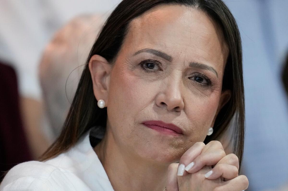 Machado promete postularse de nuevo a la presidencia y volver del exilio a fines de 2026
