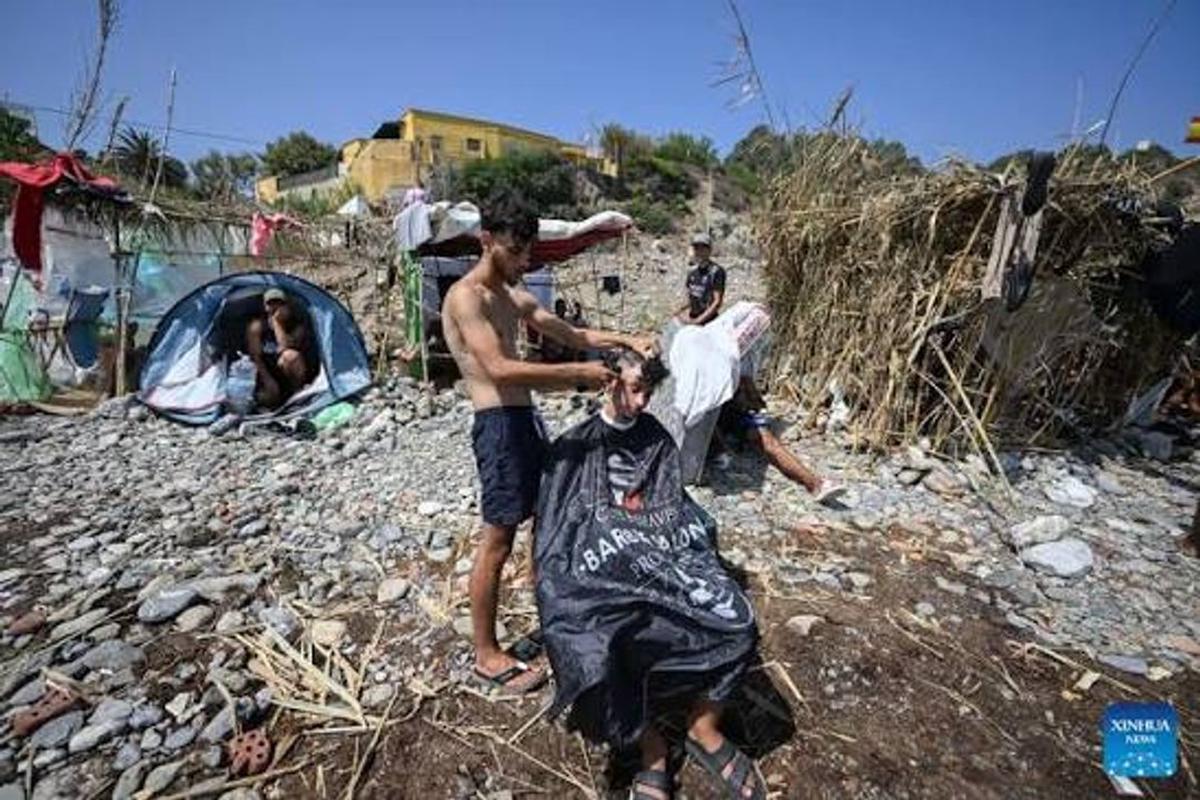 Cientos de migrantes llegaron a Ceuta.